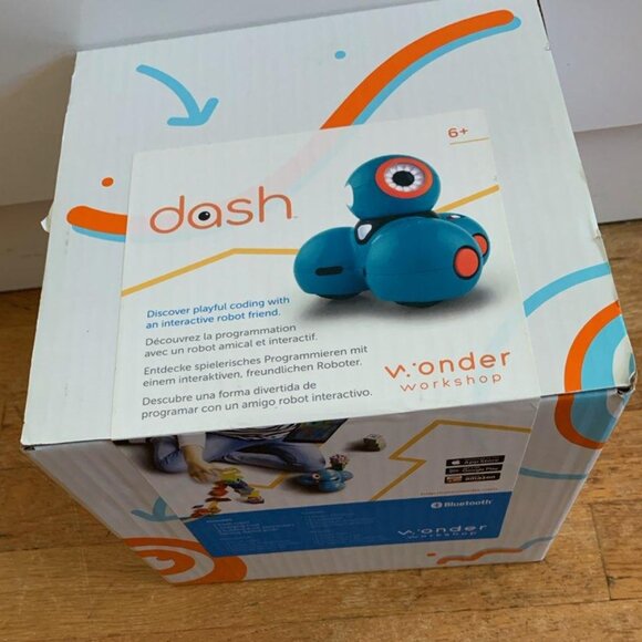 Wonder Workshop Dash Robot - Picture 3 of 4